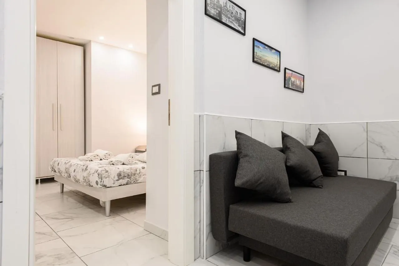 House Giovy Villa Napoli 0*,
